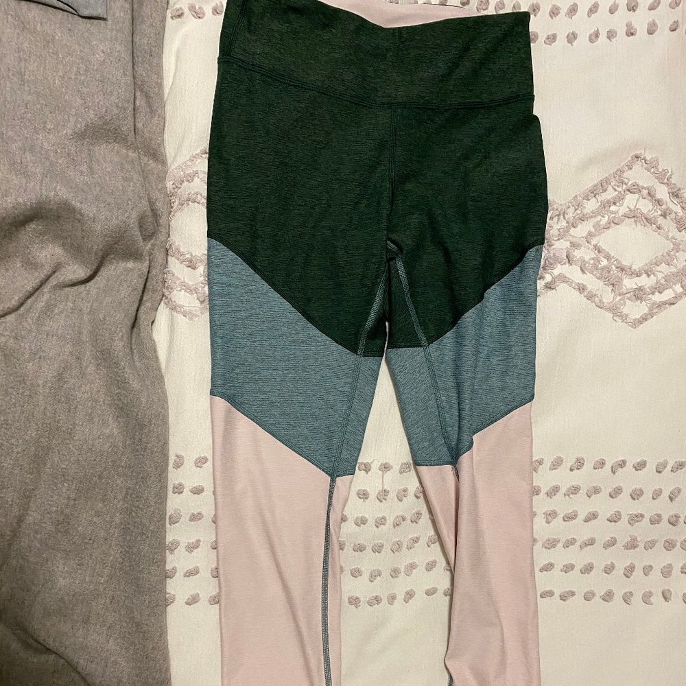 Outdoor Voices Small 7/8 Spring Leggings